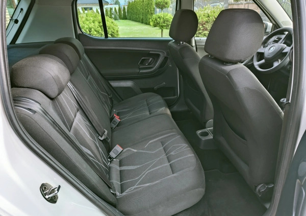 Skoda Fabia cena 18500 przebieg: 193000, rok produkcji 2013 z Warka małe 529